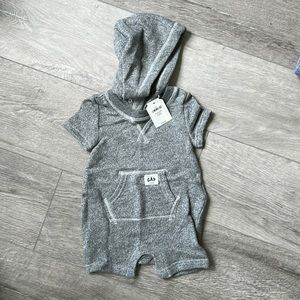 Gap hooded romper 6-12 months